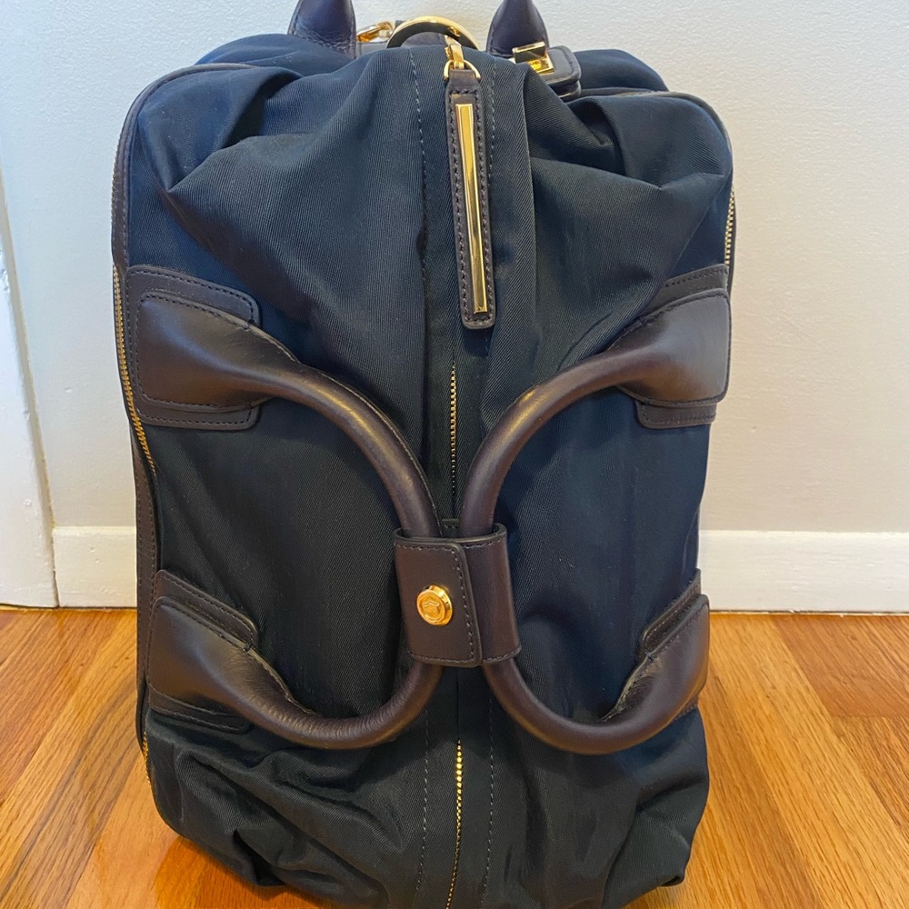 Gently Used Caraa Studio Medium Duffel Backpack